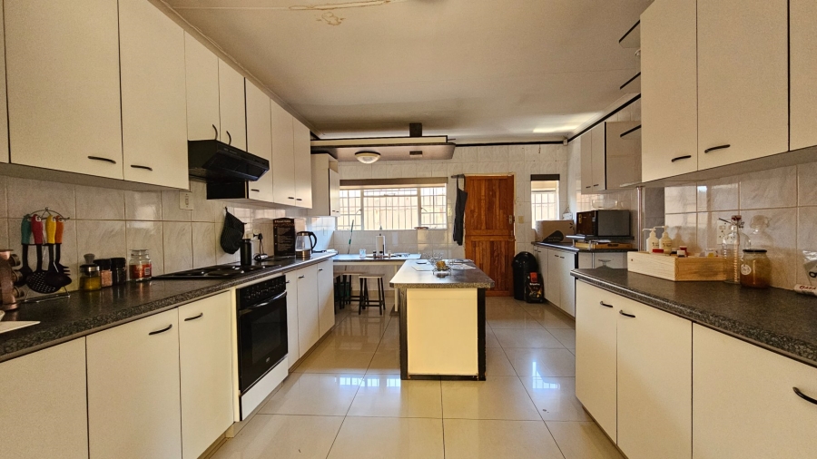 4 Bedroom Property for Sale in Vaalpark Free State